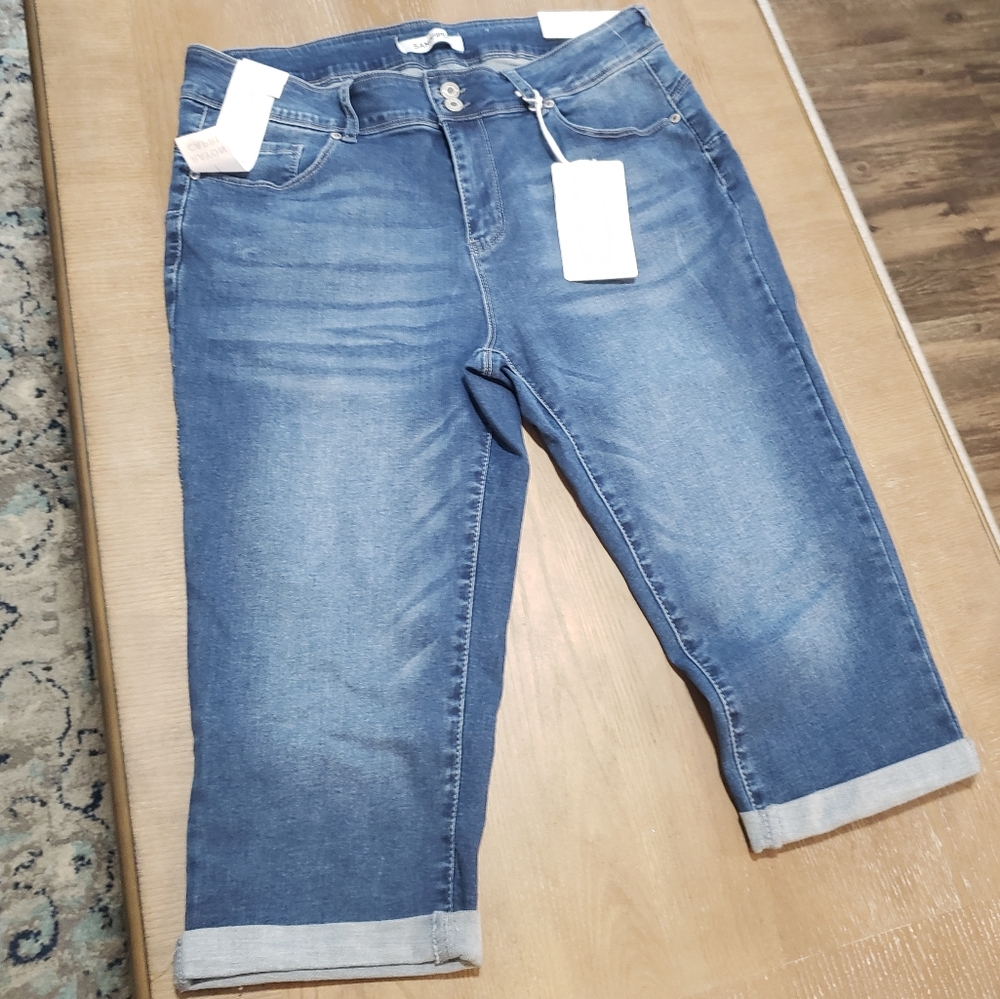Sandpiper Women's Plus Capri Jeans  size 20